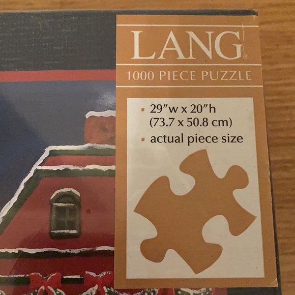 Christmas Parade Lang 1000 pc jigsaw puzzle - Picture 2 of 4